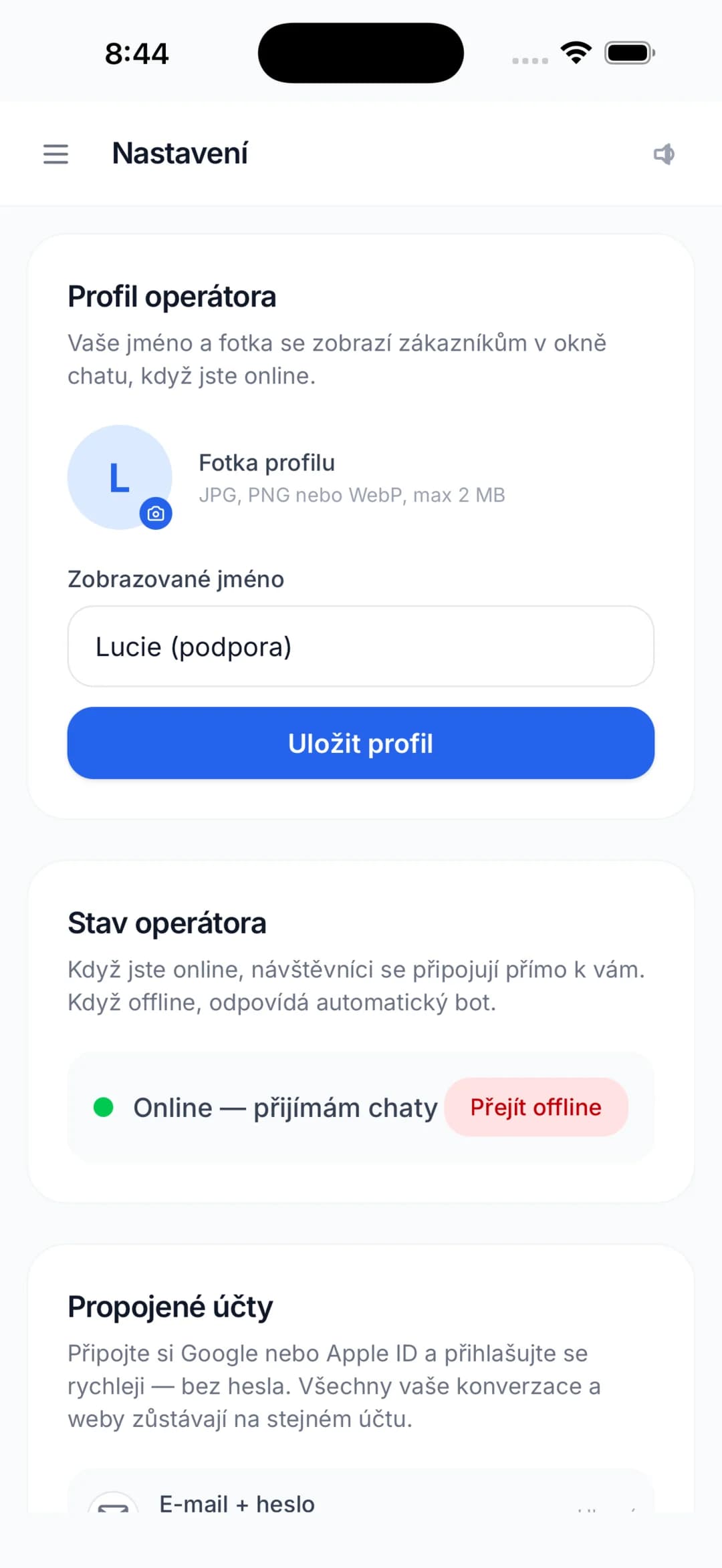 Snímek obrazovky aplikace ChatNaWeb – Nativní aplikace pro iOS i Android nad webovou platformou